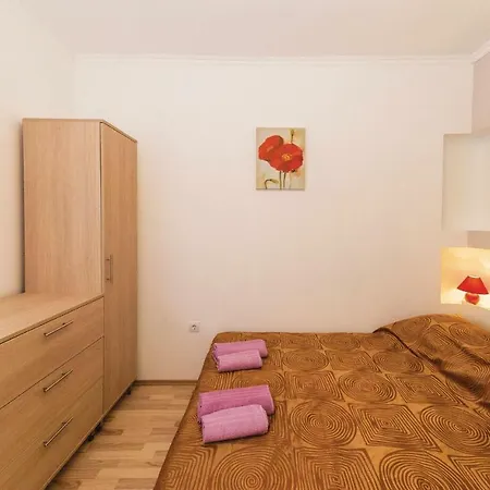 Eight-bedroom Holiday In Dom wakacyjny *